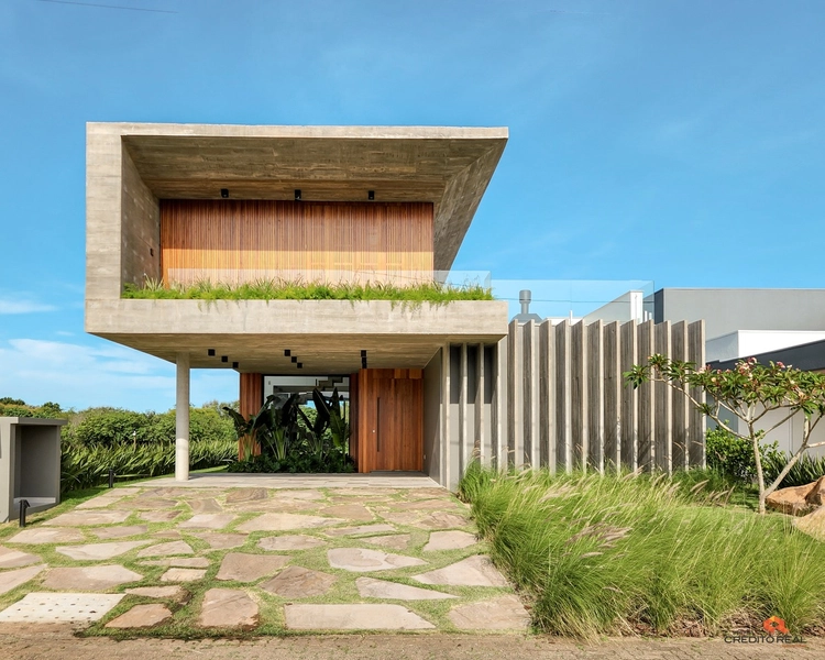 Casa em Torres no Reserva das Águas, com 4 suítes fundos lagos