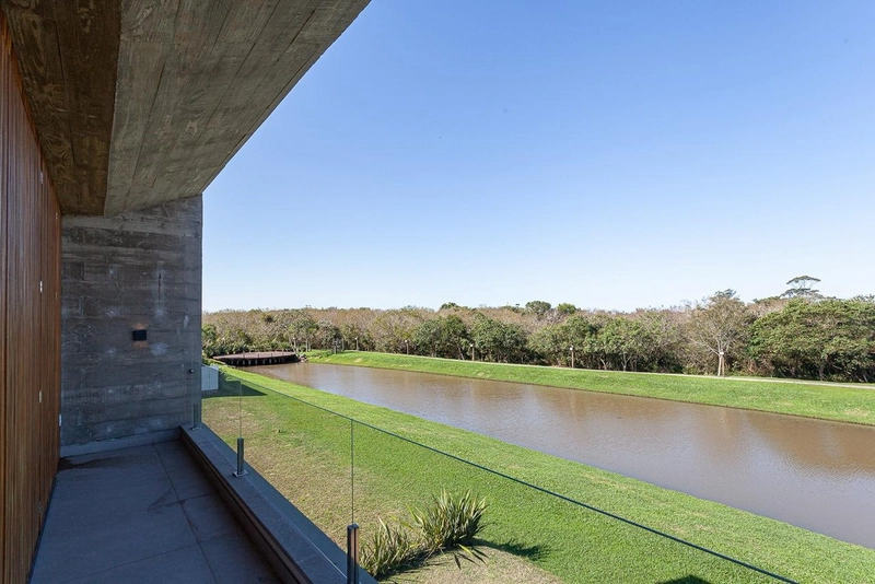 Casa em Torres no Reserva das Águas, com 4 suítes fundos lagos: 9ª foto da galeria de imagens do imóvel