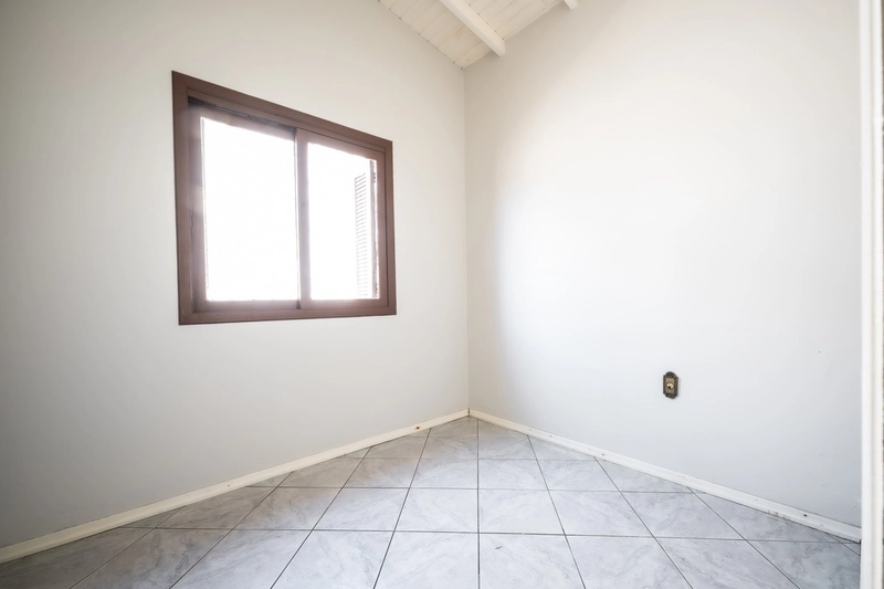 Casa 3 dormitórios: 22ª foto da galeria de imagens do imóvel