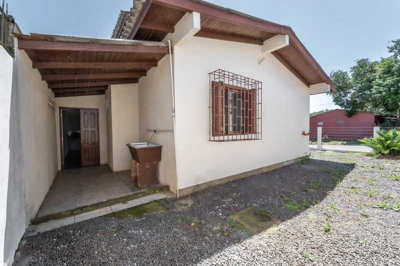 Casa 3 dormitórios: 8ª foto da galeria de imagens do imóvel