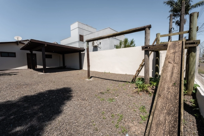 Casa 3 dormitórios: 15ª foto da galeria de imagens do imóvel