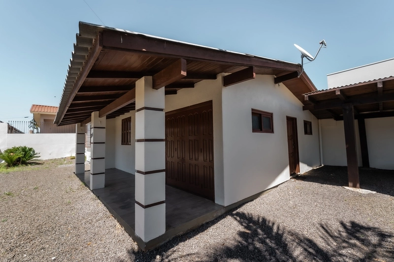 Casa 3 dormitórios: 5ª foto da galeria de imagens do imóvel