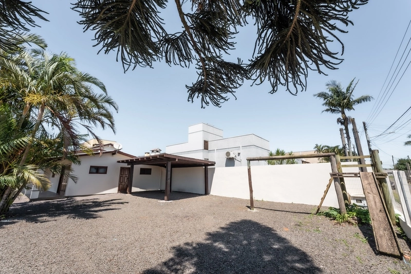 Casa 3 dormitórios: 13ª foto da galeria de imagens do imóvel