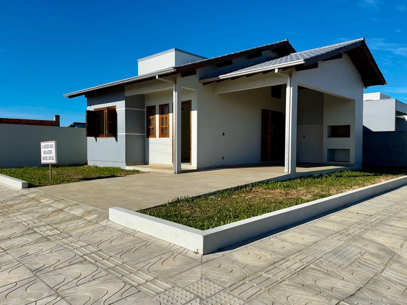 Casa com 2 dormitórios: 2ª foto da galeria de imagens do imóvel