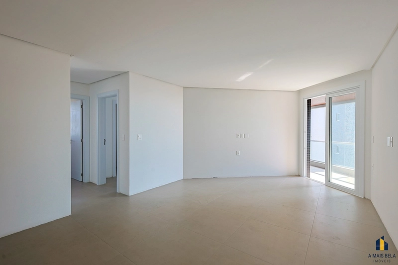 Apartamento em Torres, com 2 dormitórios: 3ª foto da galeria de imagens do imóvel