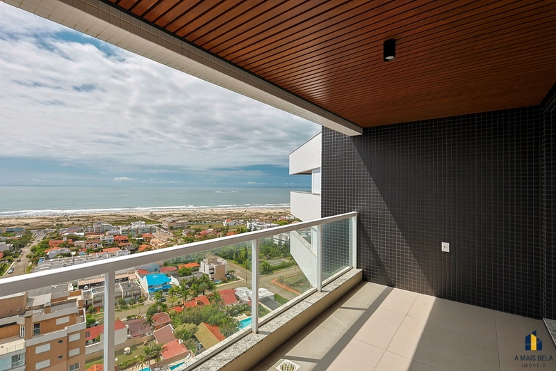 Apartamento em Torres, com 2 dormitórios: 1ª foto da galeria de imagens do imóvel