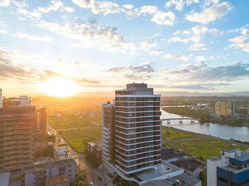 Apartamento em Torres , 2 dormitórios: 1ª foto da galeria de imagens do imóvel