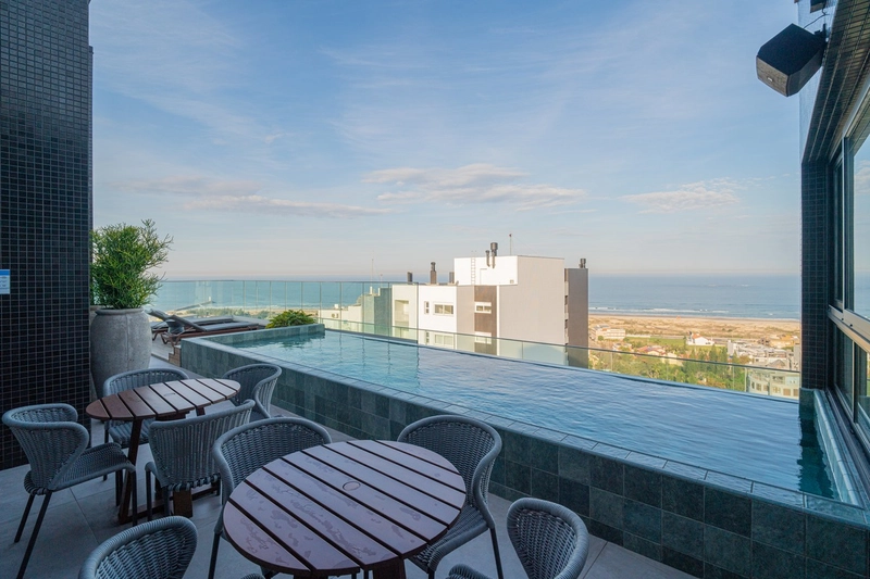 Apartamento em Torres, com sacada: 20ª foto da galeria de imagens do imóvel