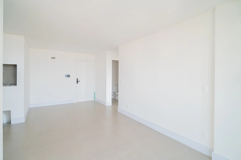 Apartamento em Torres, com sacada: 2ª foto da galeria de imagens do imóvel