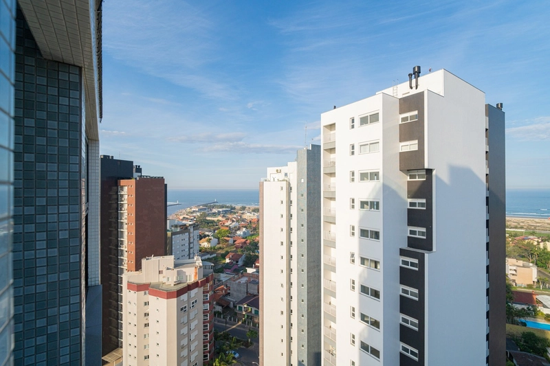 Apartamento em Torres, com sacada: 17ª foto da galeria de imagens do imóvel