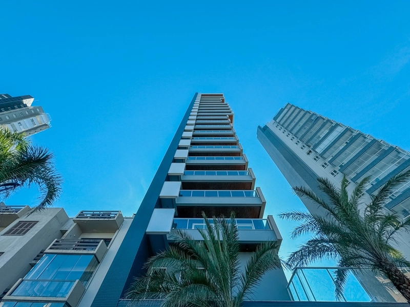 Apartamento em Torres, com 2 dormitórios: 2ª foto da galeria de imagens do imóvel