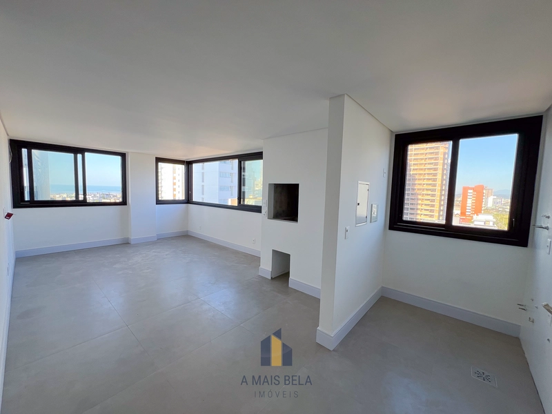 Apartamento de 2 dormitórios em Torres: 2ª foto da galeria de imagens do imóvel