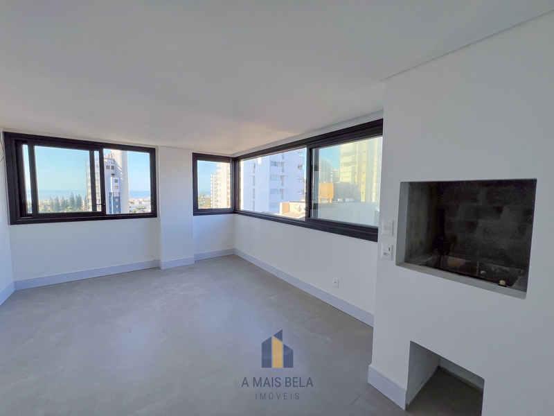 Apartamento de 2 dormitórios em Torres: 3ª foto da galeria de imagens do imóvel