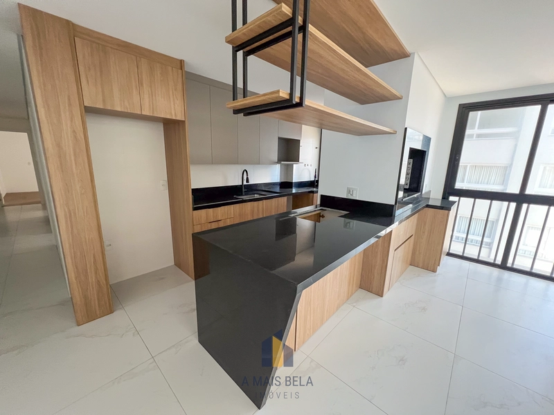 Apartamento 3 dormitórios em Torres