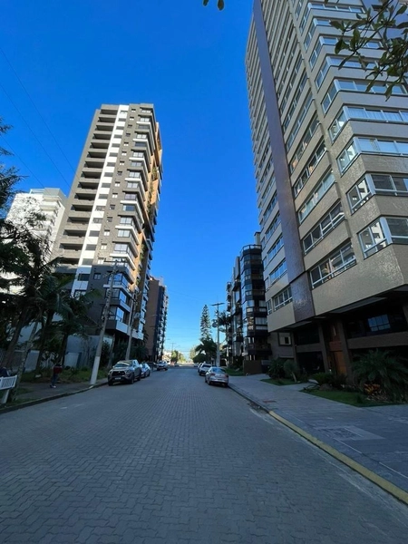 Apartamento em Torres ,4 suítes: 1ª foto da galeria de imagens do imóvel
