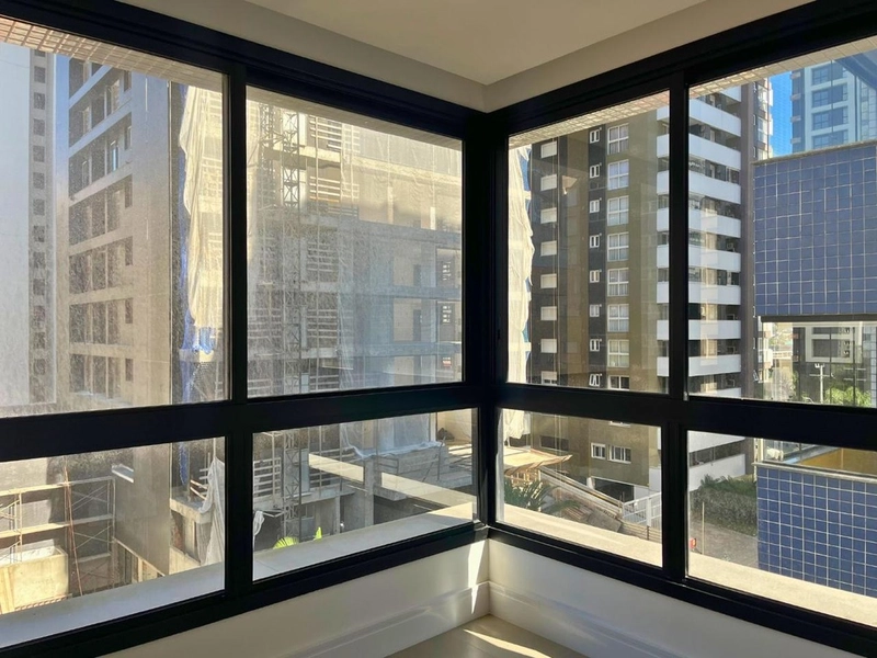 Apartamento em Torres, dois dormitórios: 1ª foto da galeria de imagens do imóvel