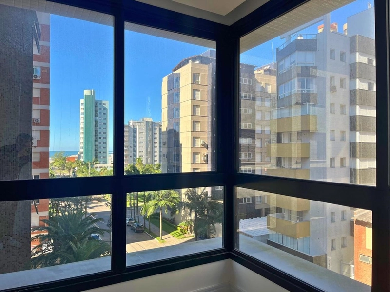 Apartamento em Torres, dois dormitórios: 3ª foto da galeria de imagens do imóvel