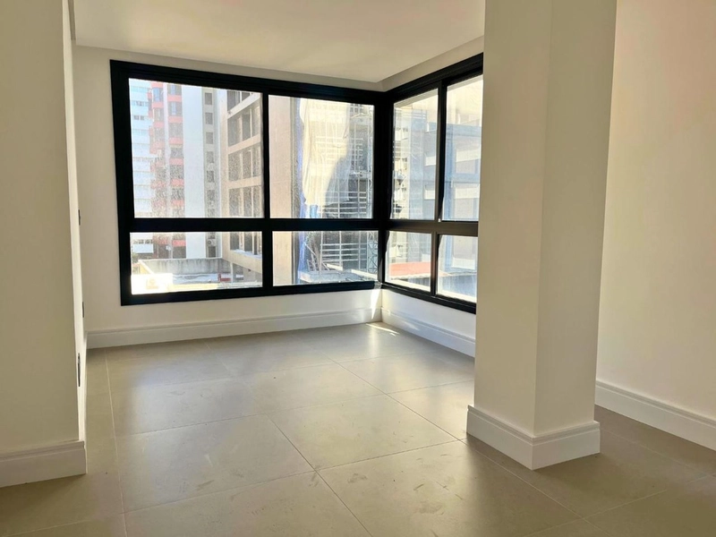 Apartamento em Torres, dois dormitórios: 2ª foto da galeria de imagens do imóvel