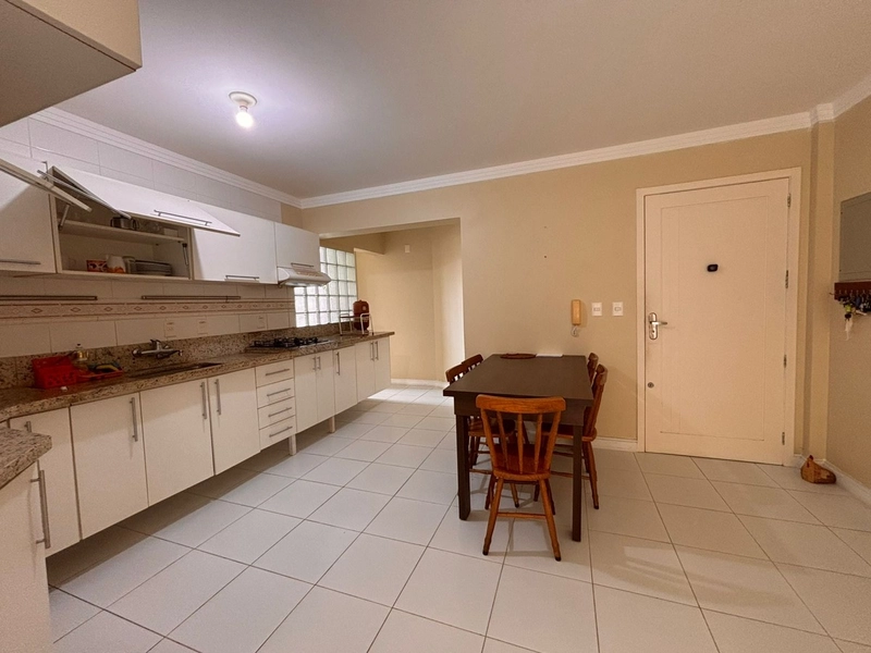 Apartamento em Torres 3 suítes: 3ª foto da galeria de imagens do imóvel