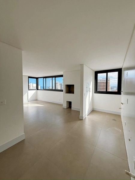 Apartamento de 2 dormitórios em Torres: 3ª foto da galeria de imagens do imóvel