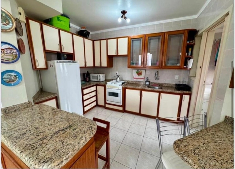 Apartamento em Torres ,  2 dormitórios: 5ª foto da galeria de imagens do imóvel