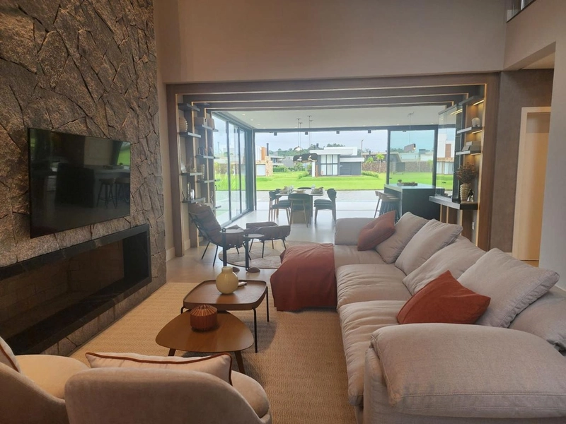 Casa no condomínio Reserva das Aguas com 4 suítes: 5ª foto da galeria de imagens do imóvel