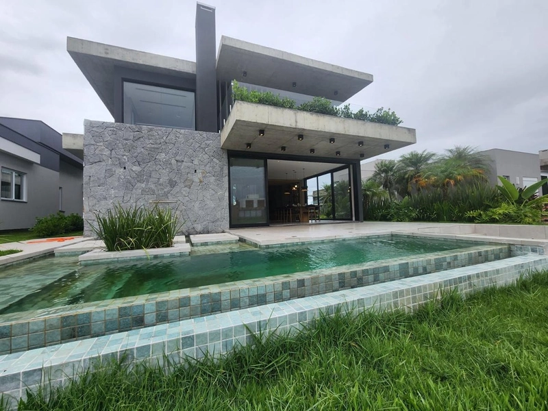 Casa no condomínio Reserva das Aguas com 4 suítes: 2ª foto da galeria de imagens do imóvel