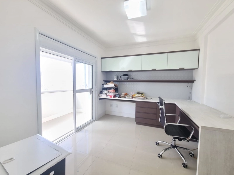 Apartamento em Torres com 4 suítes, sendo 1 suíte master: 30ª foto da galeria de imagens do imóvel