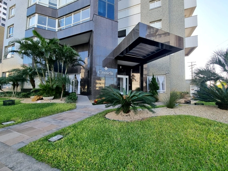 Apartamento em Torres com 4 suítes, sendo 1 suíte master: 2ª foto da galeria de imagens do imóvel