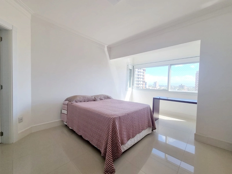 Apartamento em Torres com 4 suítes, sendo 1 suíte master: 11ª foto da galeria de imagens do imóvel