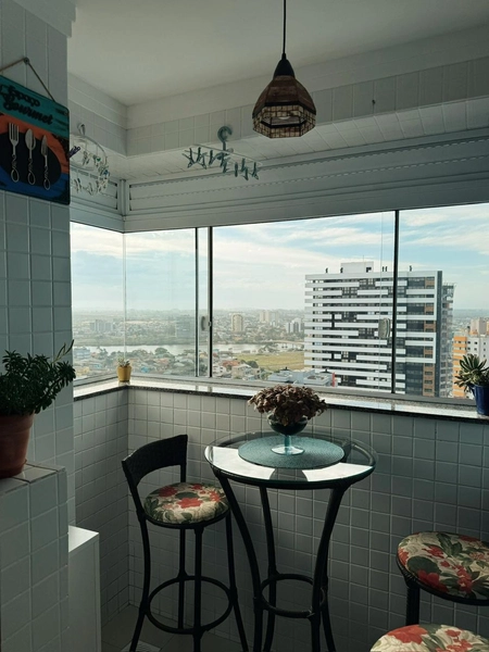 Apartamento em Torres, 2 dormitórios mobiliado