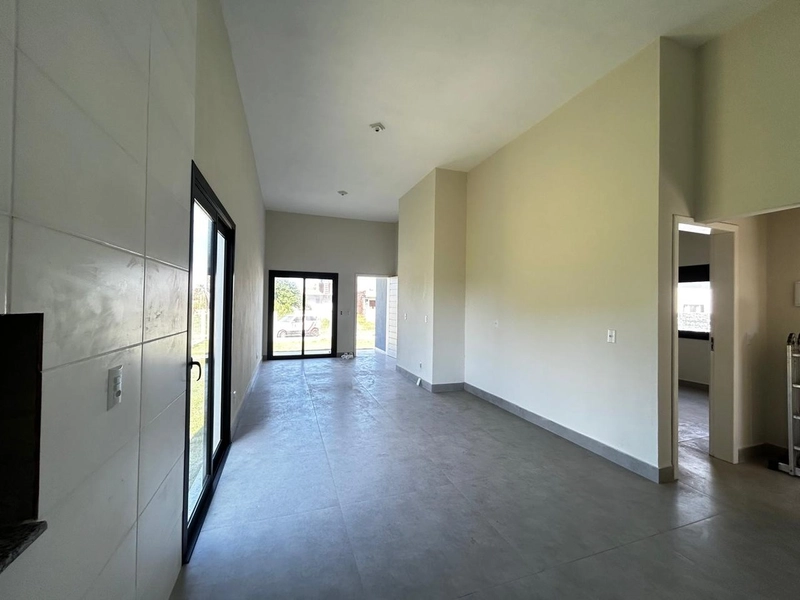 Casa em Passo de Torres  com 3 dormitórios: 5ª foto da galeria de imagens do imóvel
