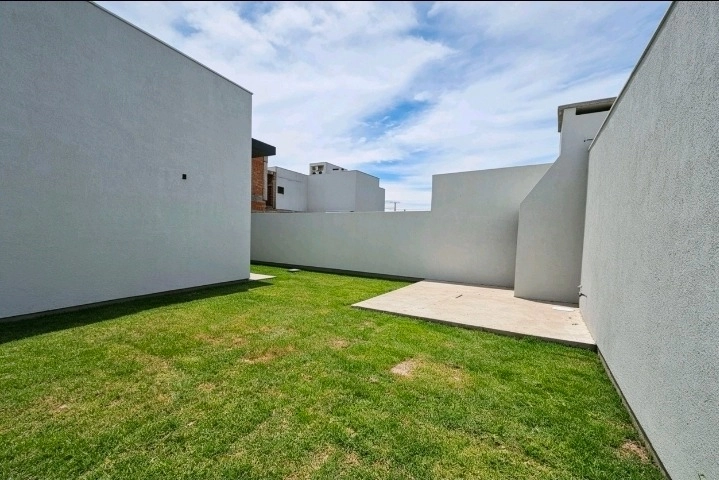 Casa nova próxima à praia de Torres: 3ª foto da galeria de imagens do imóvel