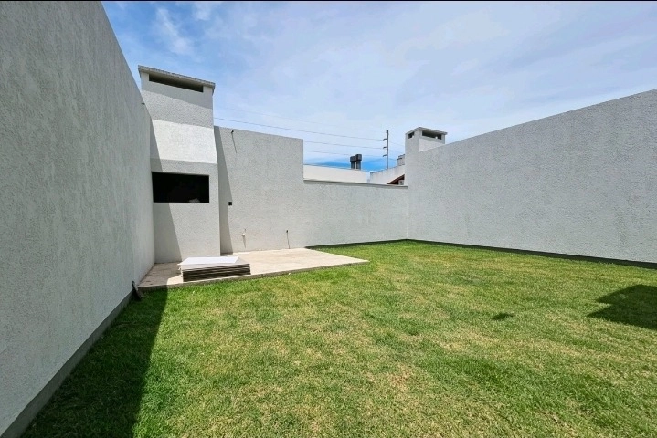 Casa nova próxima à praia de Torres: 4ª foto da galeria de imagens do imóvel