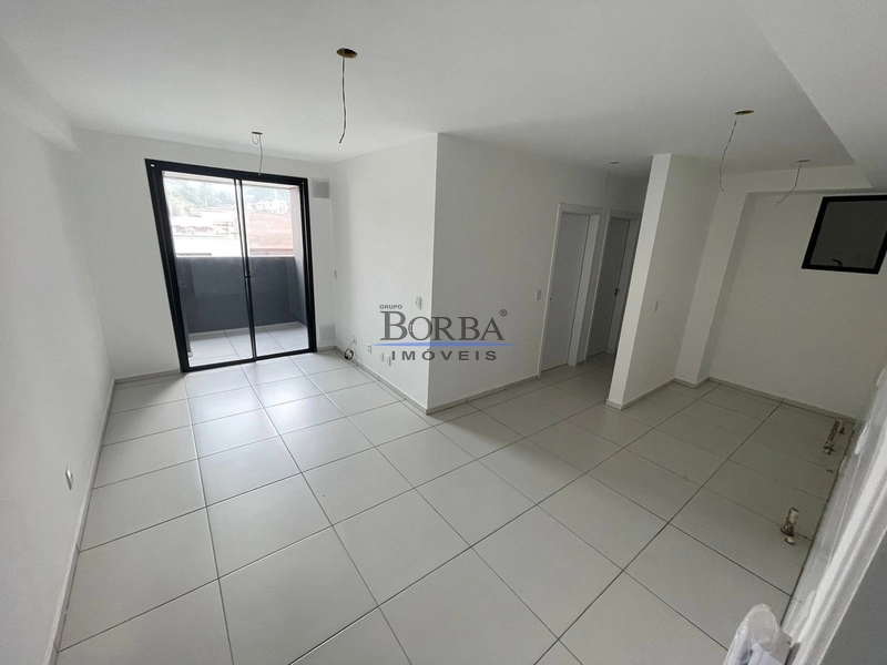 Apartamento, com sala, cozinha, sacada com churrasqueira, 2 dormit.: 1ª foto da galeria de imagens do imóvel