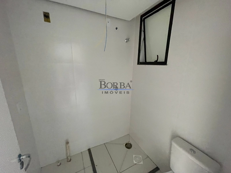 Apartamento, com sala, cozinha, sacada com churrasqueira, 2 dormit.: 2ª foto da galeria de imagens do imóvel