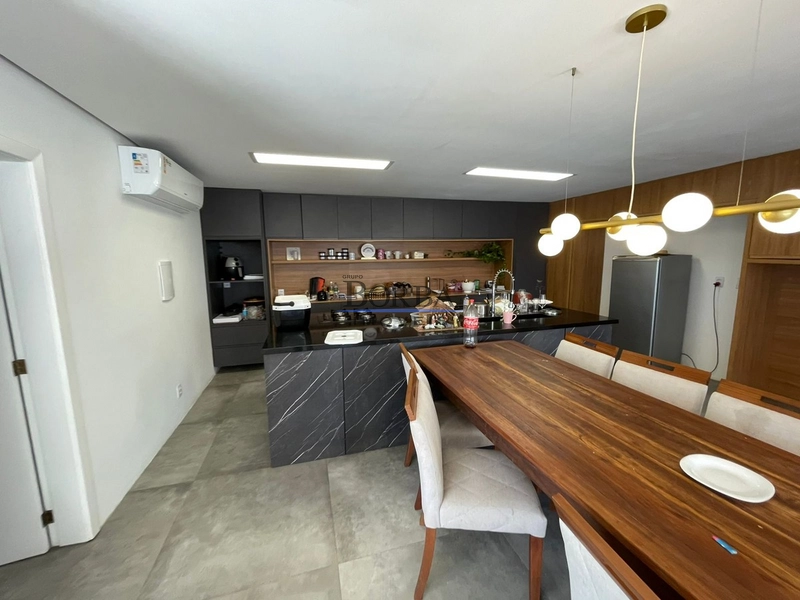 Desfrute de uma casa espaçosa e aconchegante,perfeita para sua família: 20ª foto da galeria de imagens do imóvel