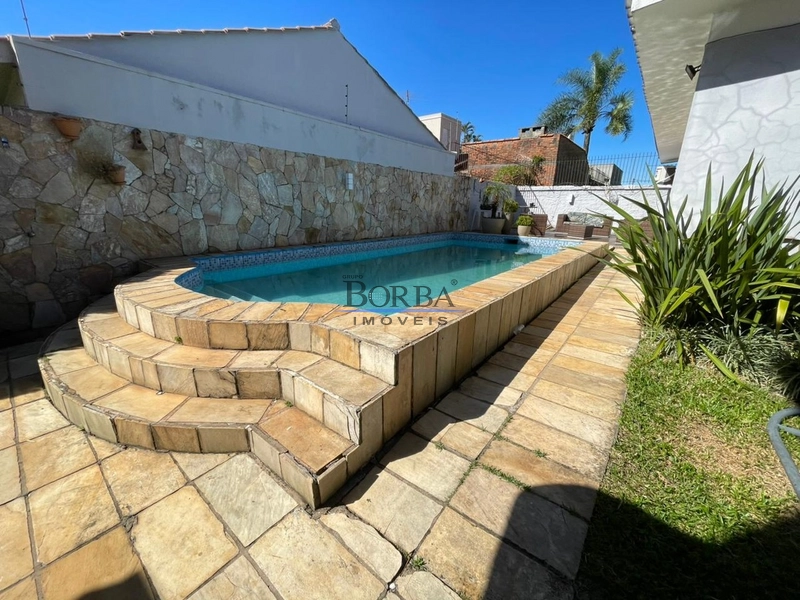 Desfrute de uma casa espaçosa e aconchegante,perfeita para sua família: 24ª foto da galeria de imagens do imóvel