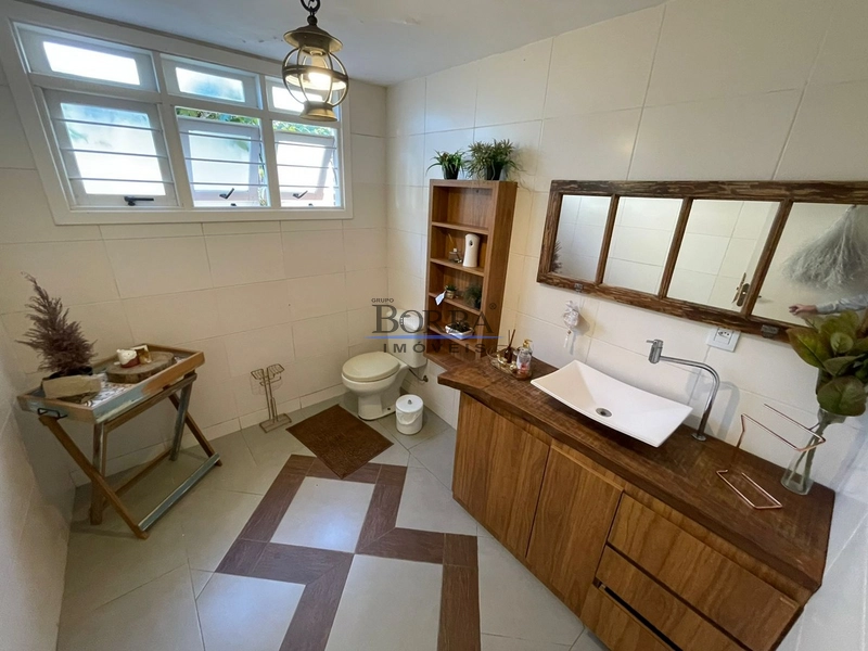 Desfrute de uma casa espaçosa e aconchegante,perfeita para sua família: 10ª foto da galeria de imagens do imóvel