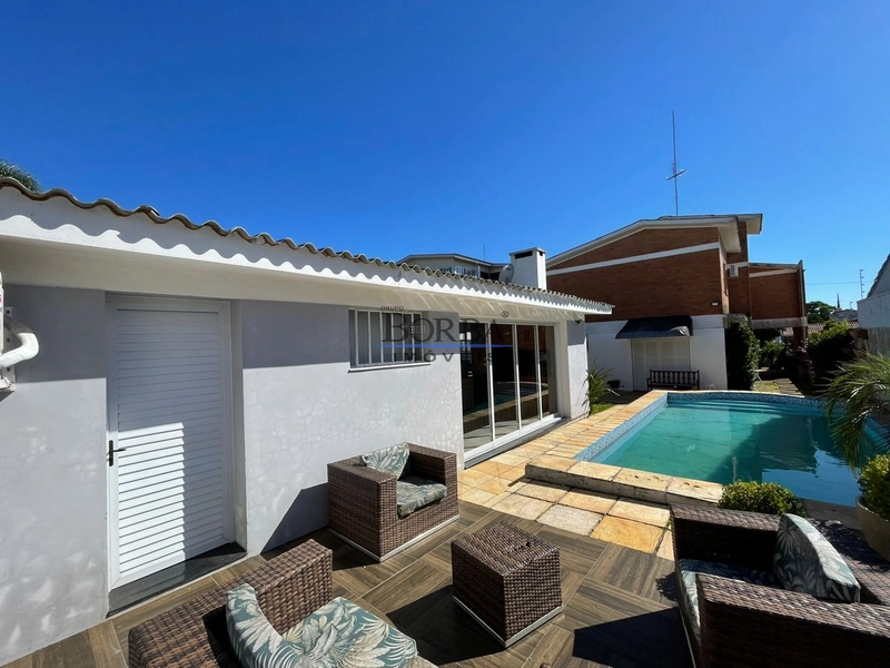 Desfrute de uma casa espaçosa e aconchegante,perfeita para sua família: 15ª foto da galeria de imagens do imóvel