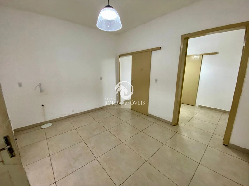 : 2ª foto da galeria de imagens do imóvel