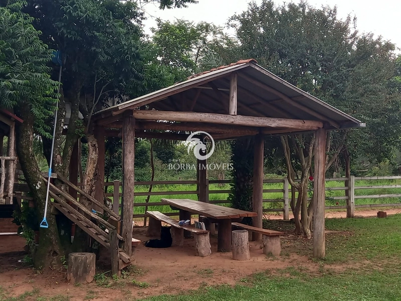 : 2ª foto da galeria de imagens do imóvel