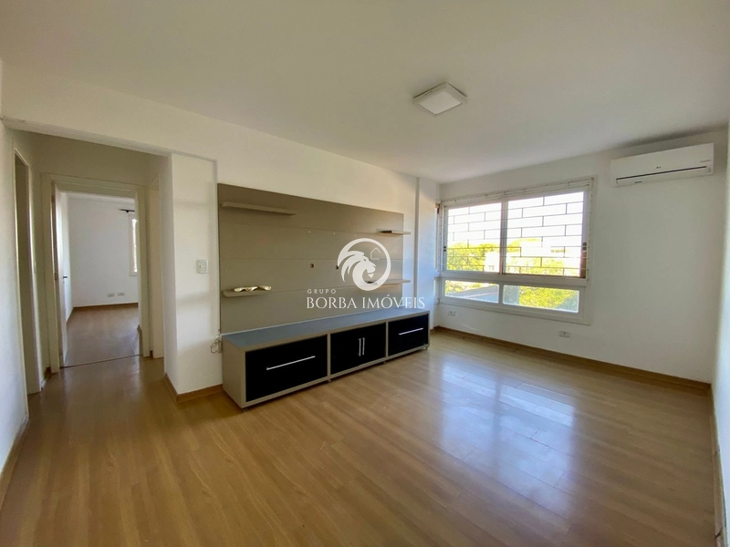 : 2ª foto da galeria de imagens do imóvel