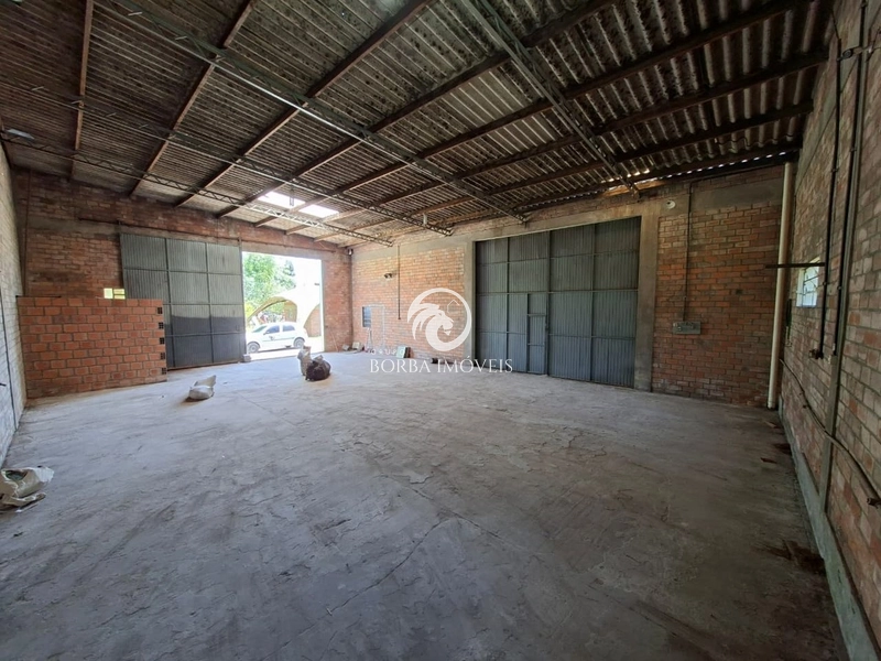 : 2ª foto da galeria de imagens do imóvel