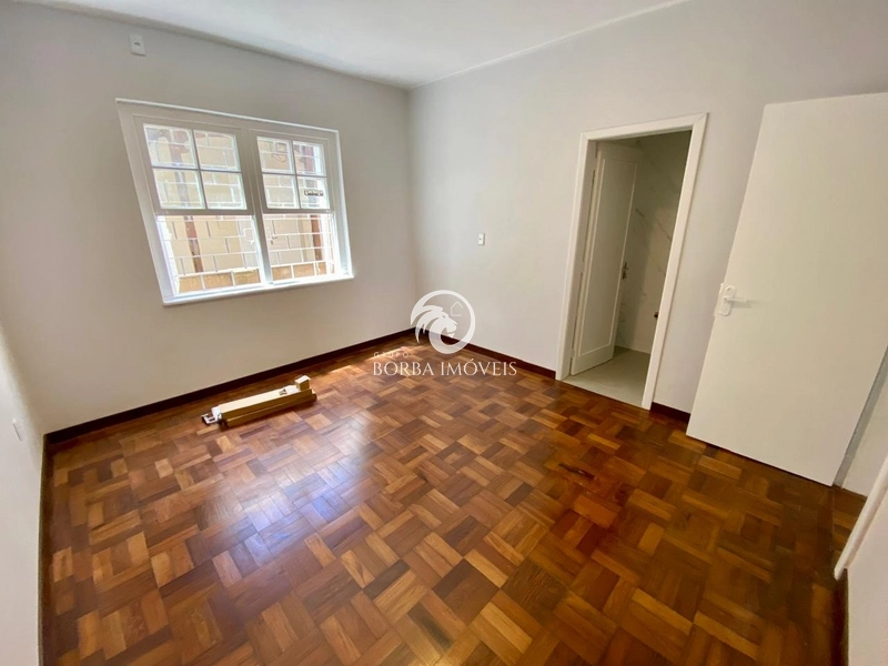 : 2ª foto da galeria de imagens do imóvel