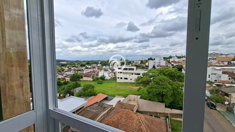 : 2ª foto da galeria de imagens do imóvel