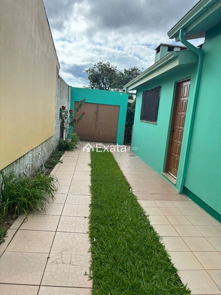 Casa com duas garagens: 8ª foto da galeria de imagens do imóvel