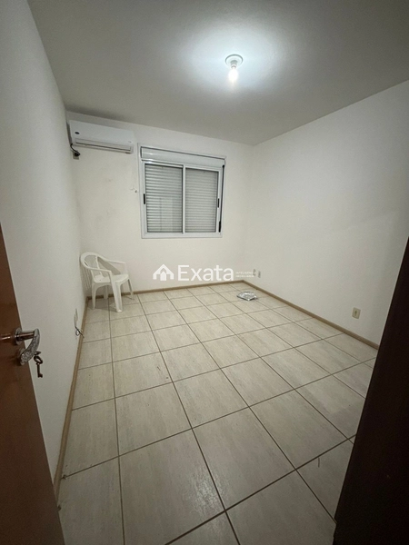 Apartamento semimobiliado: 2ª foto da galeria de imagens do imóvel