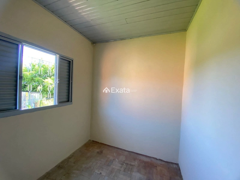 Casa com pátio extenso: 4ª foto da galeria de imagens do imóvel