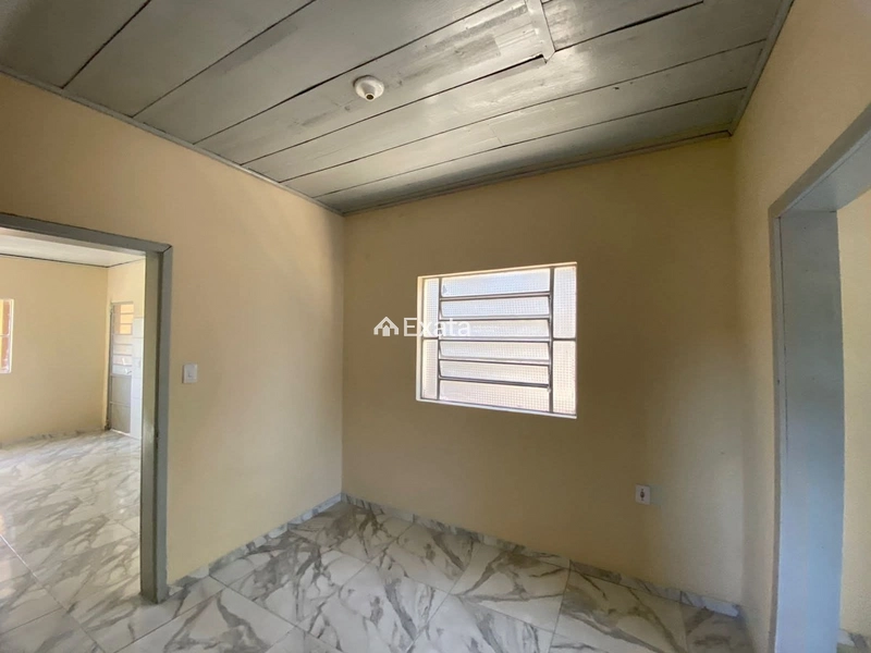 Casa com pátio extenso: 6ª foto da galeria de imagens do imóvel